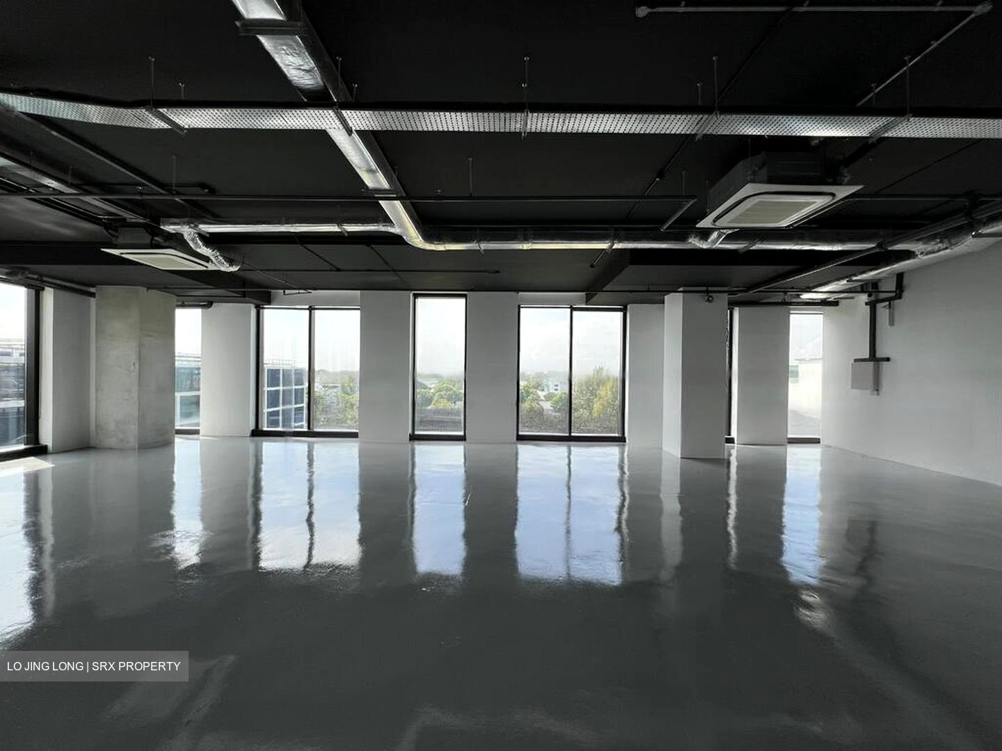 THE KINGSMEN EXPERIENCE (D16), Office #457224891